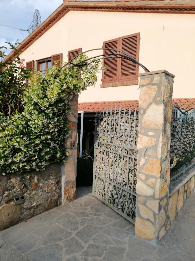 Casa In Collina "La Farfalla" Riparbella Buitenkant foto