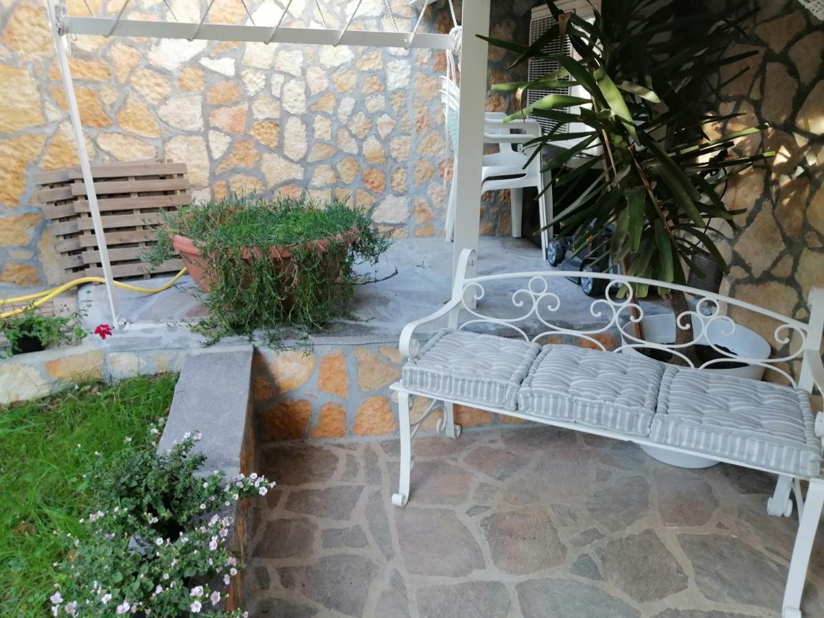 Casa In Collina "La Farfalla" Riparbella Buitenkant foto