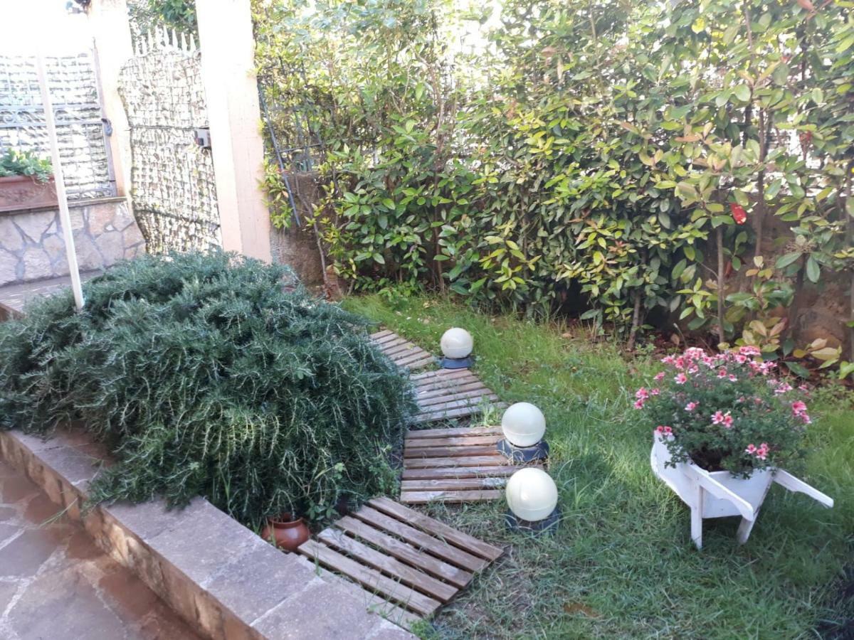 Casa In Collina "La Farfalla" Riparbella Buitenkant foto