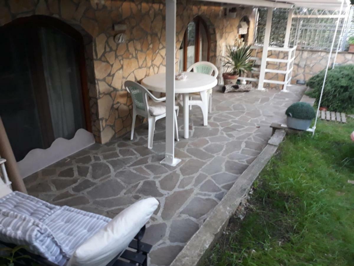 Casa In Collina "La Farfalla" Riparbella Buitenkant foto